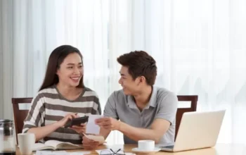 7 Cara Halus Bikin Pasangan Jujur Tanpa Paksaan