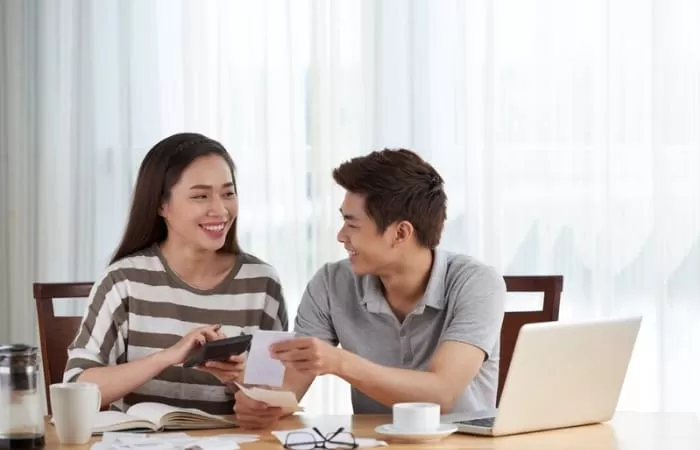 7 Cara Halus Bikin Pasangan Jujur Tanpa Paksaan