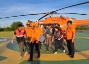 Evakuasi Dramatis Pendaki Belanda di Gunung Rinjani Pakai Helikopter