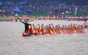 Pacu Jalur Mendunia: Tradisi Riau yang Viral dan Dibelain Netizen dari Klaim Budaya Negara Tetangga