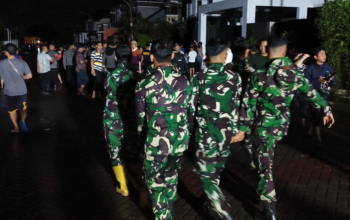 Korem 162/WB Kerahkan Ratusan Personel TNI Evakuasi Korban Banjir Riverside Mataram
