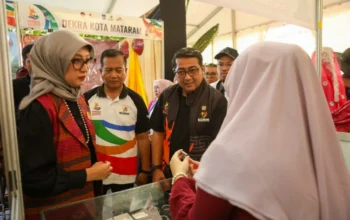 Menteri Teuku Riefky Kagum: Kriya NTB Bikin Jempol di FORNAS VIII!