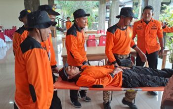 Basarnas Latih Warga Sembalun Jadi Tim SAR Tangguh di Kaki Rinjani