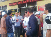 Keluarga Brigpol Esco Geruduk Polda NTB, Desak Kasus Segera Diungkap