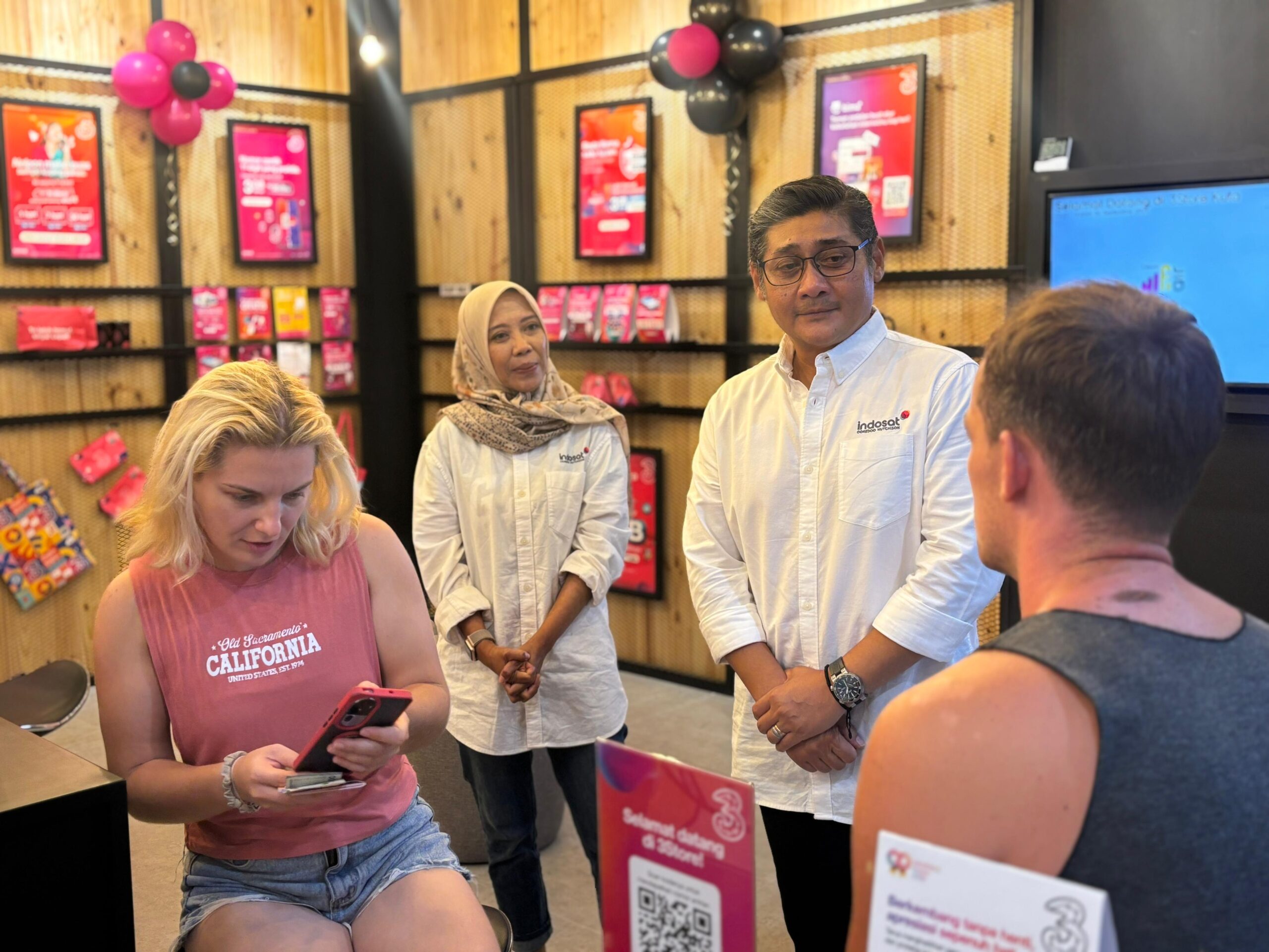 Indosat Ooredoo Hutchison Rayakan Harpelnas 2025 di Bali Nusra dengan Promo Spesial