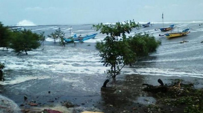 BMKG Peringatkan Banjir Rob di NTB 9–15 September, Warga Pesisir Diminta Waspada