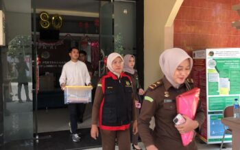 Kejari Mataram Geledah Kantor Pertanahan Lombok Barat, 36 Dokumen Kasus Korupsi Disita