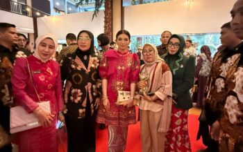 La Rose Tenun Lombok Raih Juara di Dekranas Award 2025, NTB Harumkan Nama Daerah