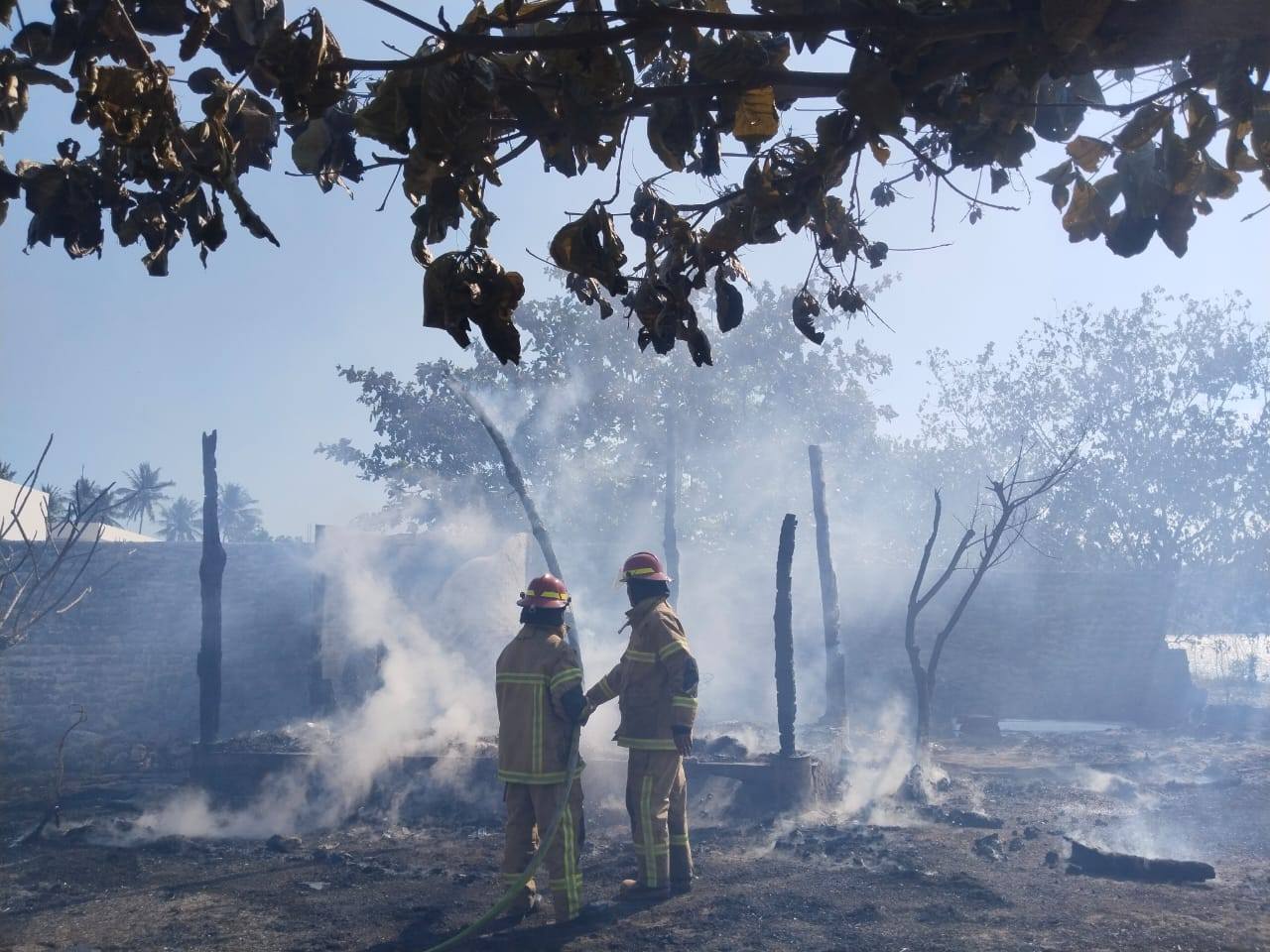 Bungalow Wisata di Sekotong Ludes Terbakar, Diduga Akibat Pembakaran Sampah