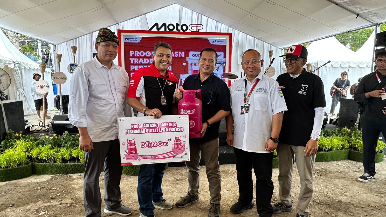 Pertamina Luncurkan Program Outlet ASN Pertama di Indonesia, ASN NTB Wajib Beralih ke LPG Non-Subsidi