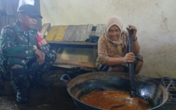 TMMD Kodim 1606 Mataram Buka Akses Jalan 2 Km, Petani Gula Aren Giri Madia Kini Bernapas Lega