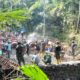 Dua Kades Kompak Turun Tangan, TMMD Kodim 1606 Bangun Jembatan di Lingsar