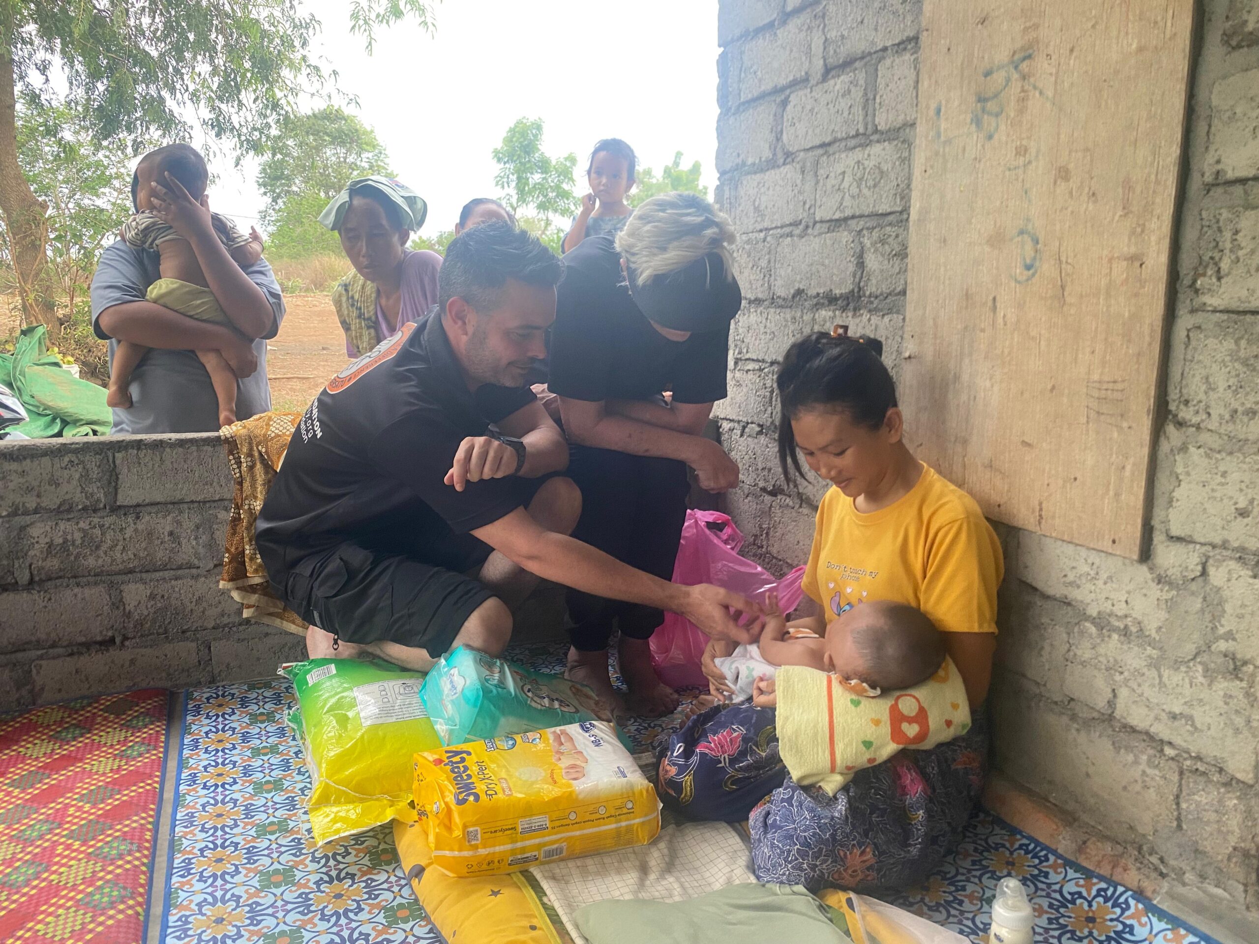 Dari Australia ke Keruak, Fiona Forrest Tebar Kebaikan di Tanah Lombok