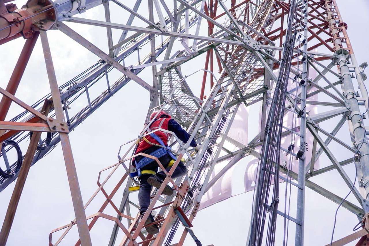 Tri Jangkau 95% Warga Lombok, Hadirkan Internet Hemat dan Sinyal Cepat Hingga ke Pelosok