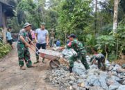 TMMD ke-126 Kodim 1606 Mataram Kebut Pembangunan Talud di Giri Madia