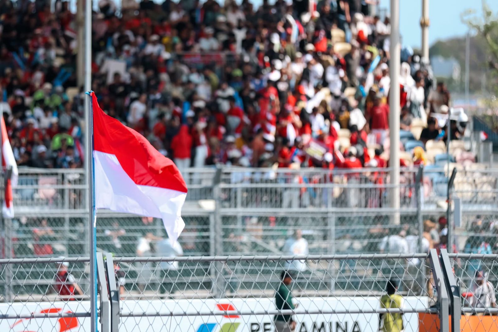 MotoGP Mandalika 2025 Pecah Rekor, 140 Ribu Penonton Padati Sirkuit dalam Tiga Hari
