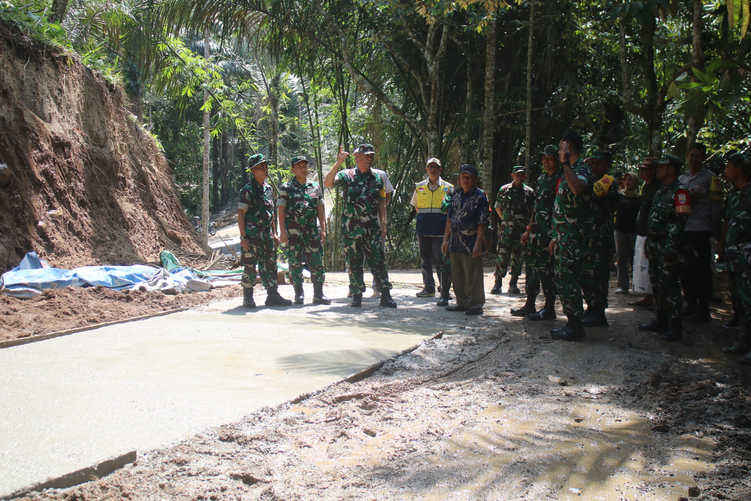 Wasev TNI Tinjau TMMD ke-126 Kodim 1606 Mataram, Progres Capai 95 Persen di Lingsar