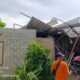 Angin Kencang Terjang Sumbawa Barat, Sejumlah Rumah Rusak dan Pohon Tumbang