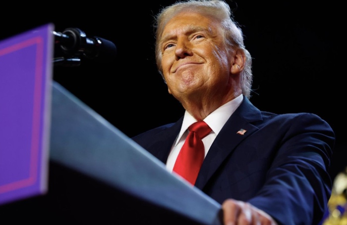 Trump Bekukan Visa Imigran 75 Negara, Dunia Kembali Hadapi “Tembok Baru” AS