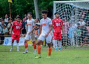 Osvaldo Haay Mengamuk di Lapangan Berlumpur Sekotong, Golden Met Menang Telak 5–0