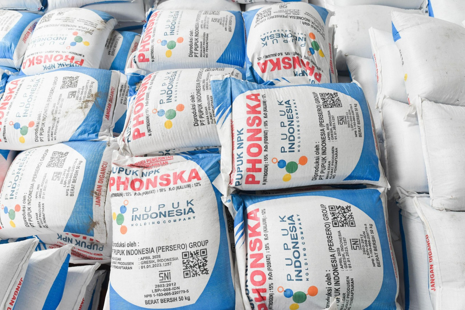 Petani NTB Bisa Tebus Pupuk Bersubsidi Sejak 1 Januari 2026, Stok Aman dan Harga Turun