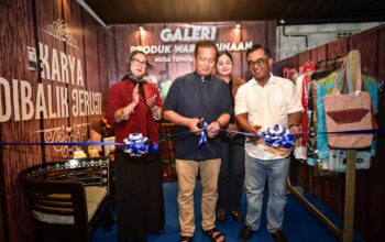 Karya Warga Binaan Lapas Lombok Barat Curi Perhatian Gubernur NTB