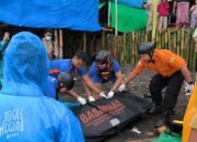 Aliran Sungai Melau Seret Korban hingga Laut, Lansia Ditemukan Meninggal