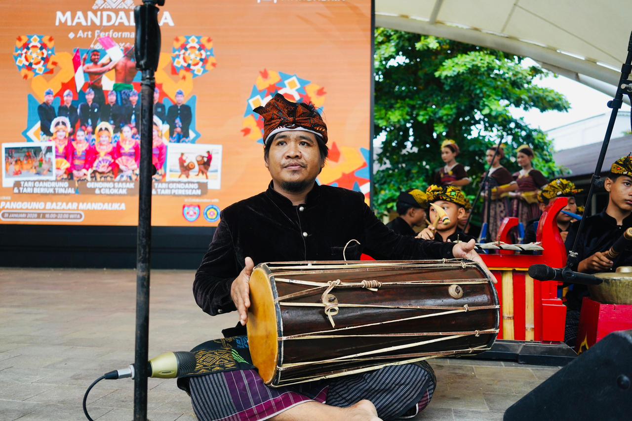 Tak Hanya Balap, Mandalika Mulai Jualan Seni dan Budaya