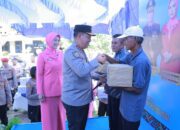 Kapolda NTB Kunjungi Polres Bima, Serahkan Bantuan Warga dan Tekankan Pelayanan Humanis