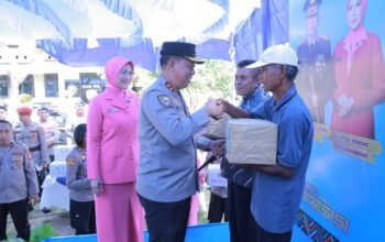 Kapolda NTB Kunjungi Polres Bima, Serahkan Bantuan Warga dan Tekankan Pelayanan Humanis