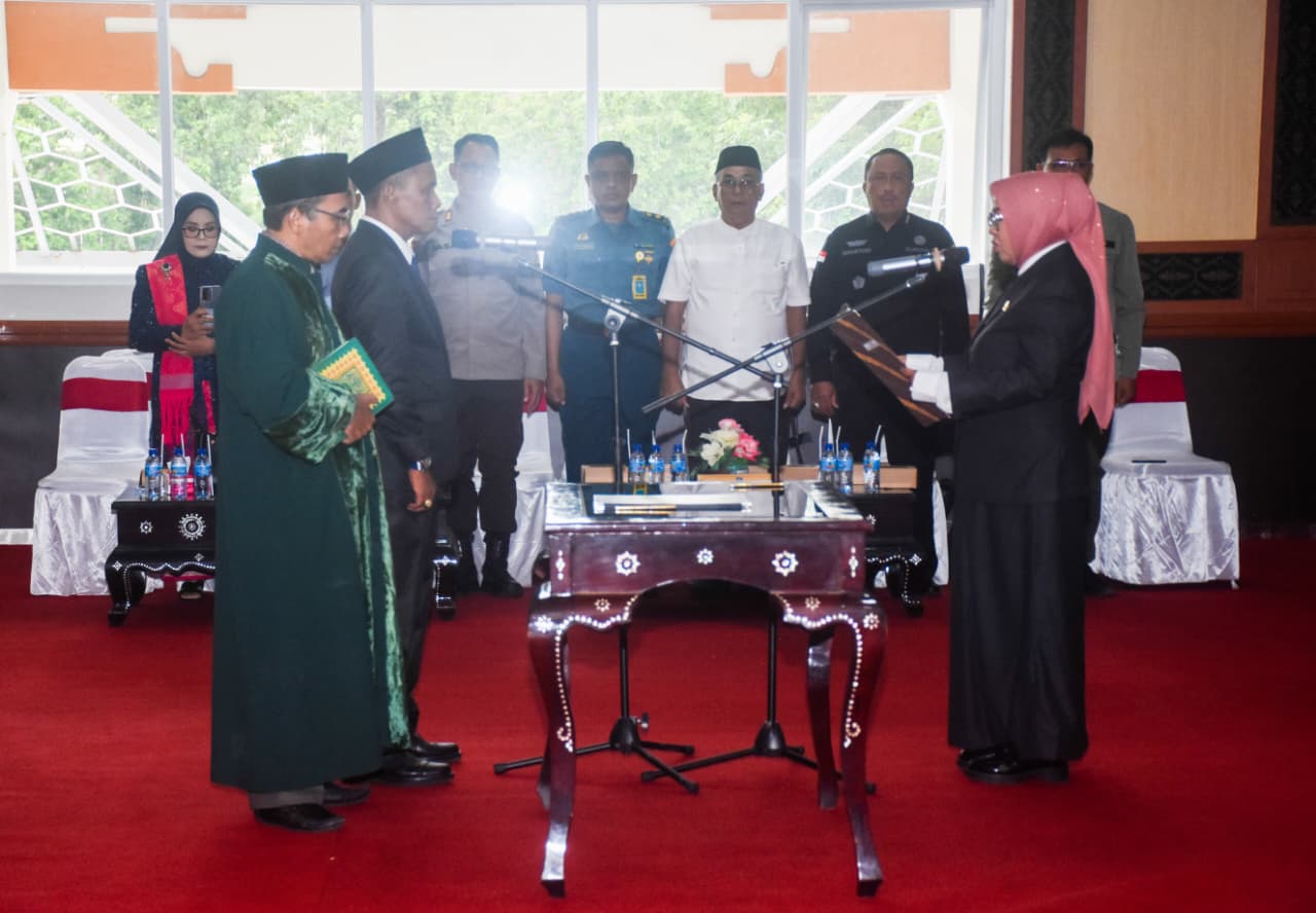 Fakhruddin Resmi Dilantik Jadi Anggota DPRD NTB, Gantikan Almarhum Asaat Abdullah