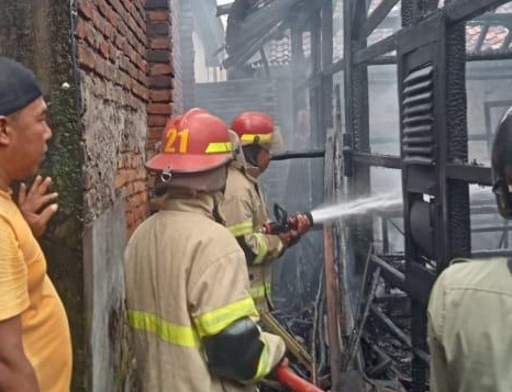 Rumah Warga Terbakar di Kabupaten Lombok Timur, Kerugian Capai Rp75 Juta