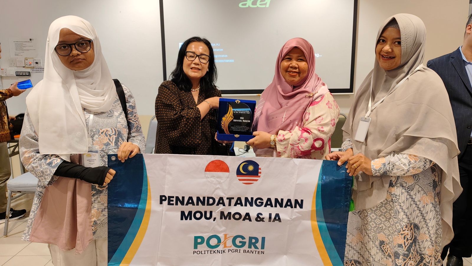 Diplomasi Kampus RI di ASEAN Jangan Sekadar MoU, Ini Pesan Ny. Heny