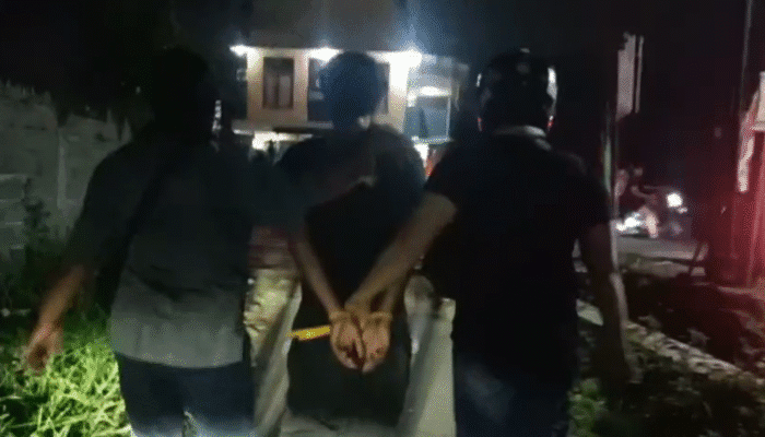 Residivis Narkoba Diciduk di Rumahnya, Polisi Temukan Sabu Terselip di Pintu