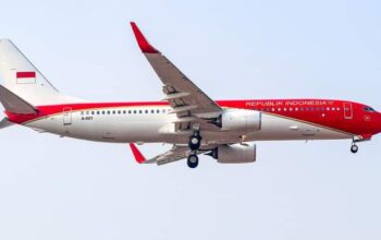 Seskab Teddy Tegaskan Presiden Tak Gunakan Dua Pesawat Kenegaraan