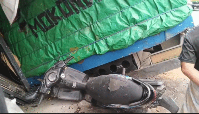 Tak Kuat Menanjak, Truk Tabrak Ruko di Jurang Jaler Lombok Tengah