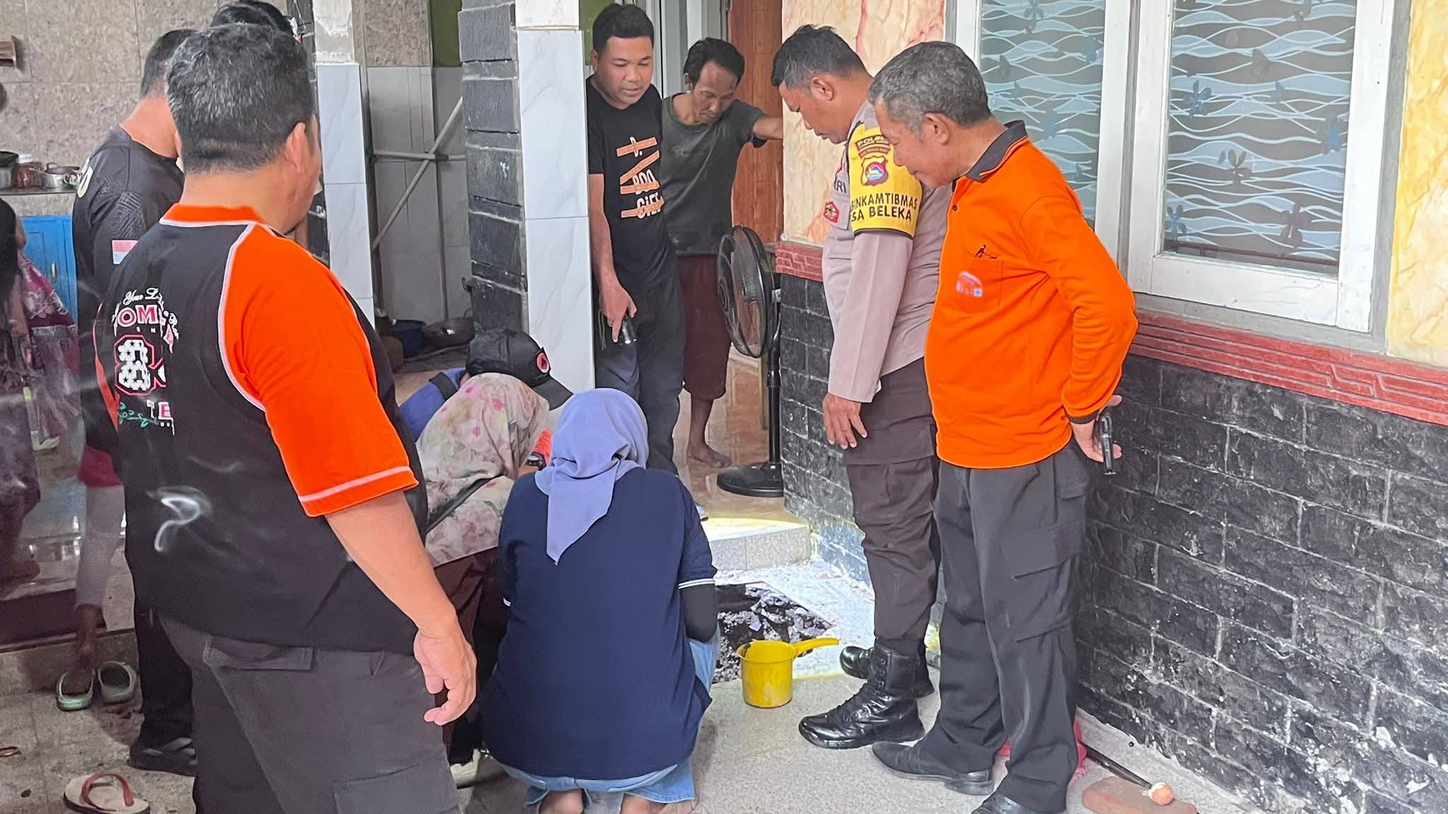 Tanah Rumah Warga di Lombok Barat Panas dan Berasap, Air dalam Lubang Mendidih