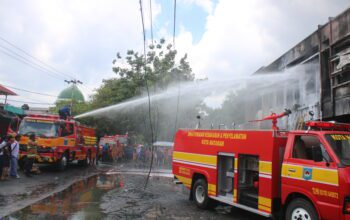 Depo Oli di Ampenan Mataram Ludes Terbakar, Damkar Pakai Deterjen Jinakkan Api
