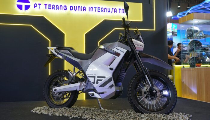 United RX6000 Meluncur, Motor Listrik Bergaya Trail dengan Jarak Tempuh 120 Km