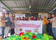 PWI NTB dan Alfamart Salurkan Sembako untuk Nelayan Terdampak Banjir di Lombok Barat