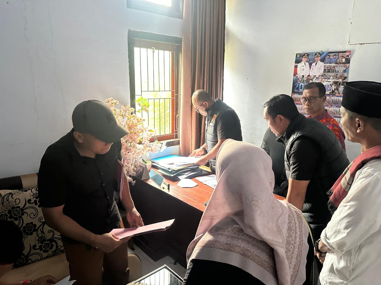 Polda NTB Geledah Kantor Dikbudpora Bima, Usut Dugaan Pungli Tunjangan Guru Terpencil