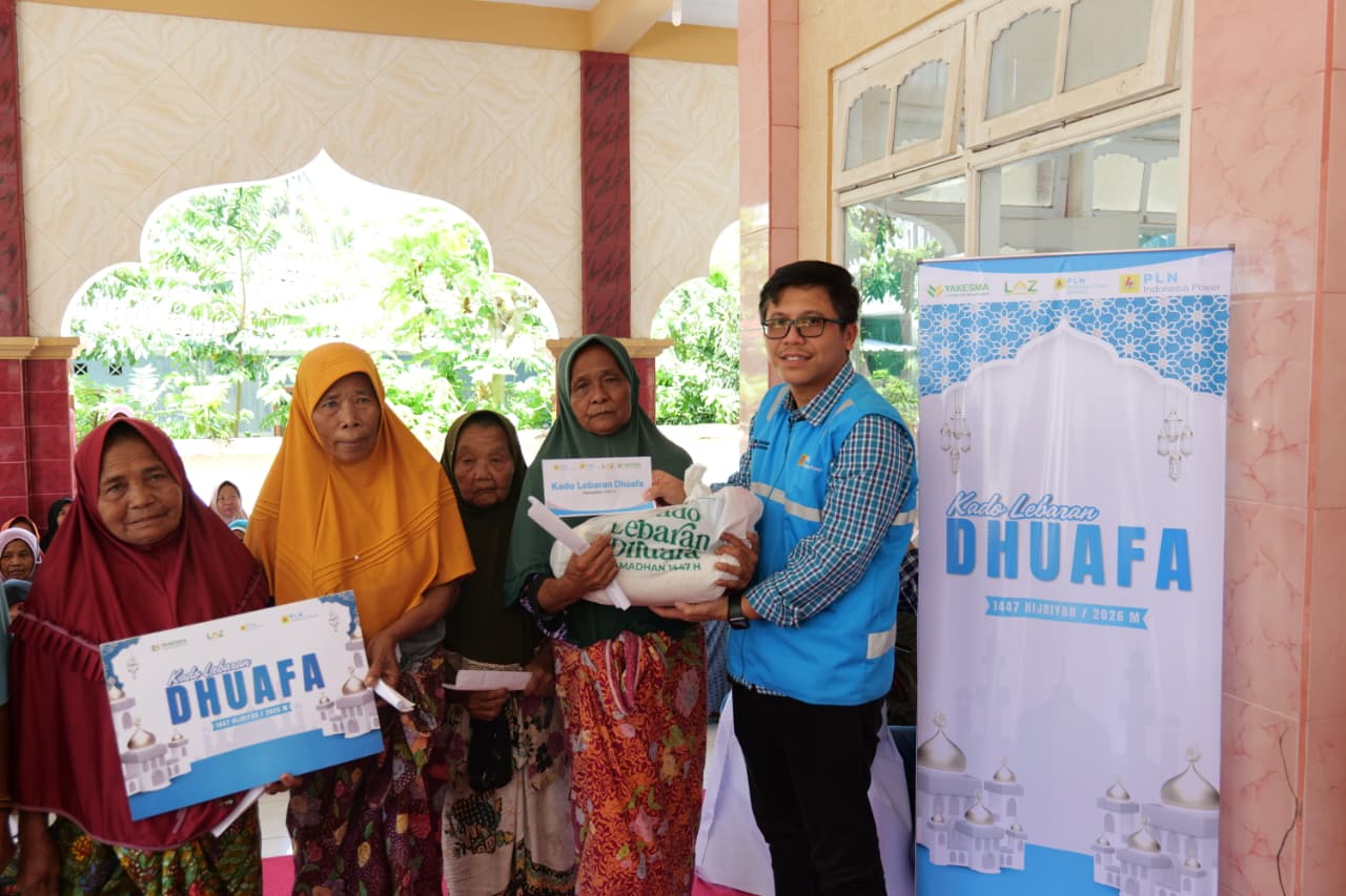 Sambut Idul Fitri, PLN Indonesia Power Jeranjang Salurkan 367 Paket Sembako untuk Warga Dhuafa