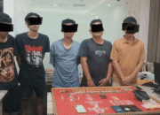 Gerebek Rumah di Monjok, Polisi Amankan 5 Pria dan Sabu 7,75 Gram