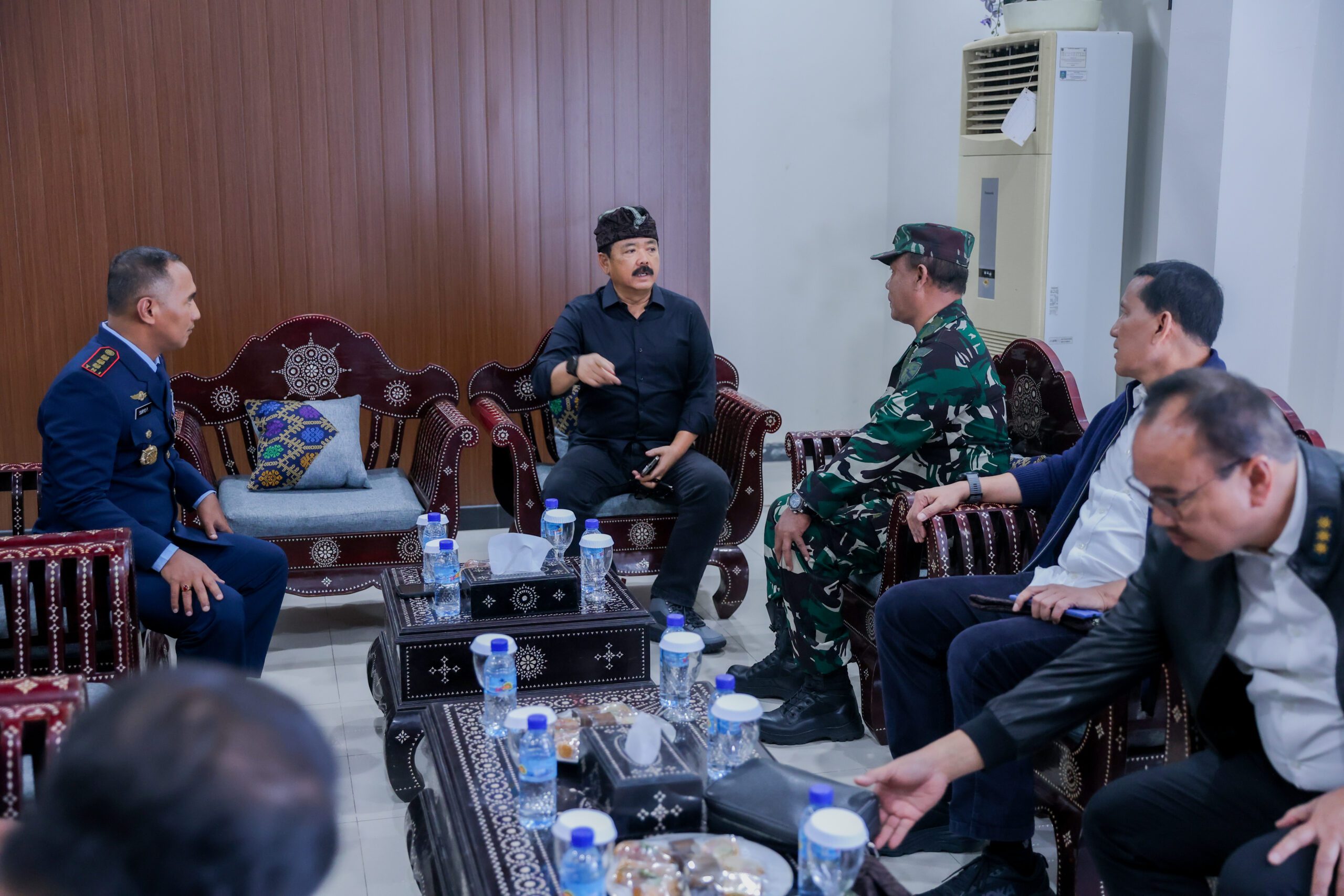 63 Pengurus FORKI NTB Dilantik, Hadi Tjahjanto Targetkan Emas PON 2028