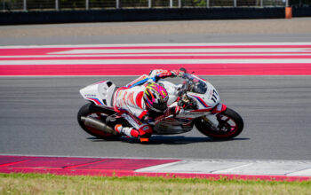 Duel Panas Mandalika Racing Series 2026: Selisih Tipis di Semua Kelas, Balapan Makin Sengit di Suhu Ekstrem