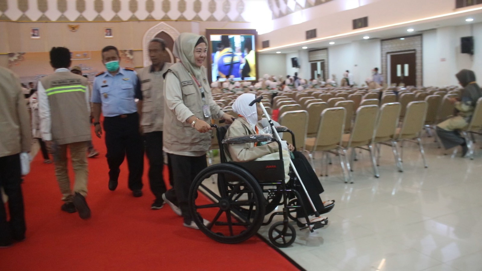 Update Haji: Jemaah Diduga Stroke, Keberangkatan Bisa Mundur