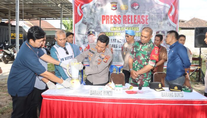 Hampir 1 Kg Sabu Dimusnahkan di Lombok Timur, Polisi Kejar Jaringan Antarprovinsi
