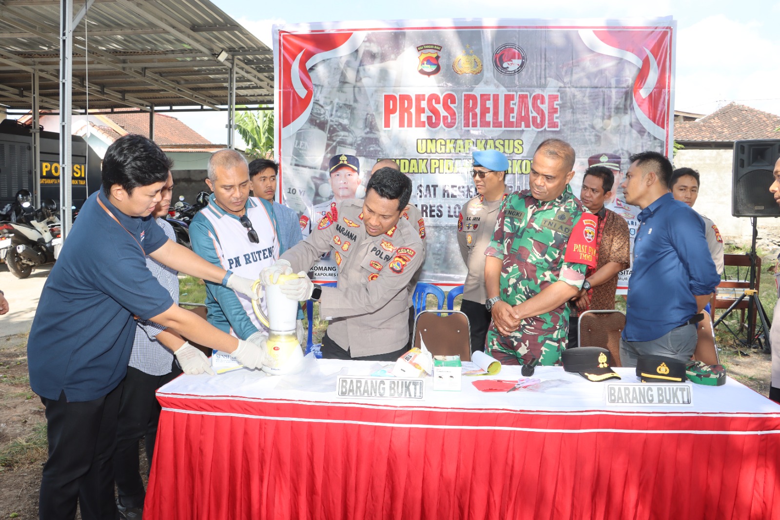 Hampir 1 Kg Sabu Dimusnahkan di Lombok Timur, Polisi Kejar Jaringan Antarprovinsi