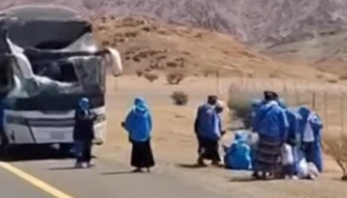 Bus Jamaah Haji Indonesia Tabrakan di Madinah, 10 Orang Luka
