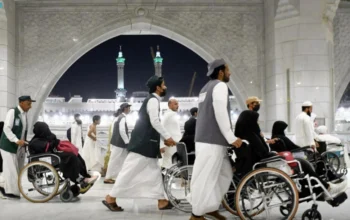PPIH Tegas Larang Pungli Jasa Kursi Roda Jemaah Haji